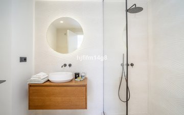 Property slide 22