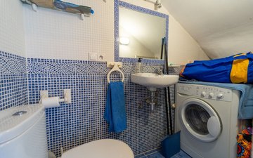 Property slide 16