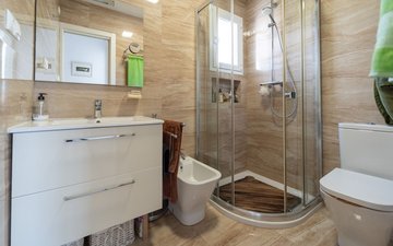 Property slide 18