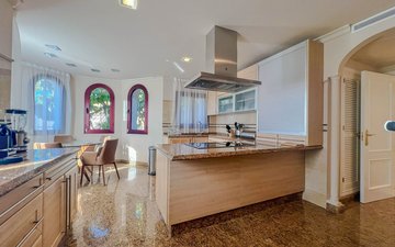 Property slide 35
