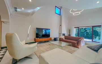Property slide 9