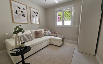 Property slide 21