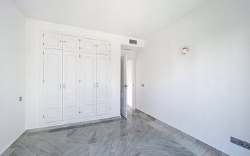 Property slide 39