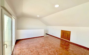 Property slide 16