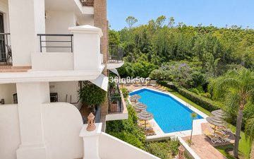 Property slide 18