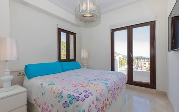 Property slide 21