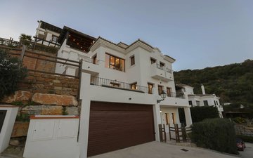 Property slide 35