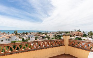 Property slide 18