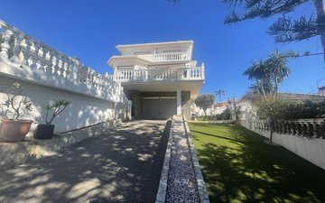 Property slide 9