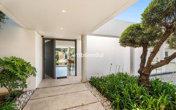 Property slide 25
