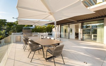Property slide 32
