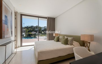 Property slide 44