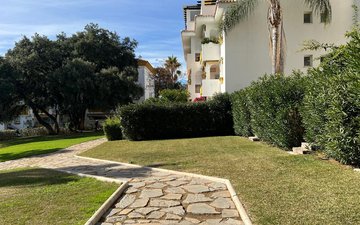 Property slide 10