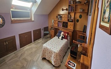Property slide 18
