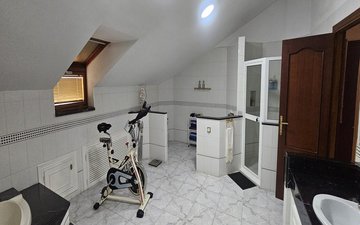 Property slide 34