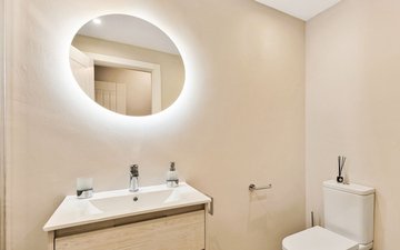 Property slide 18