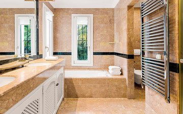 Property slide 19