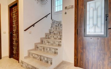 Property slide 17