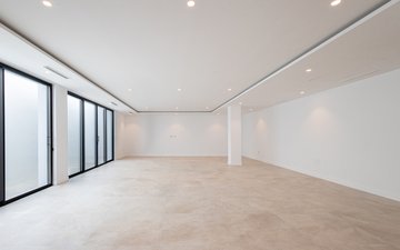Property slide 40