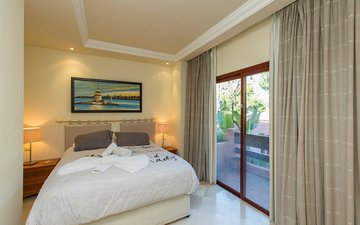 Property slide 17
