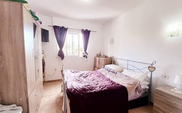 Property slide 10