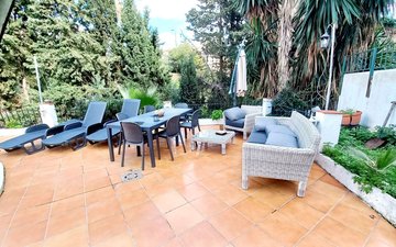 Property slide 20