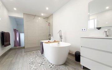Property slide 4