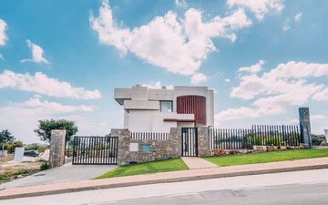 Property slide 16
