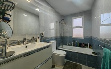 Property slide 20