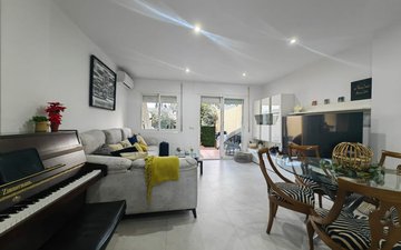 Property slide 4