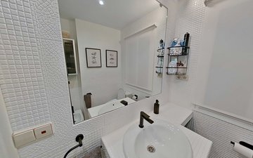 Property slide 22