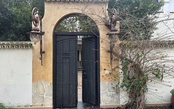 Property slide 17