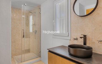 Property slide 60