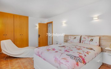 Property slide 72