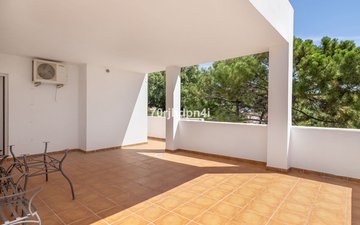 Property slide 75