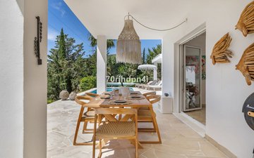 Property slide 78