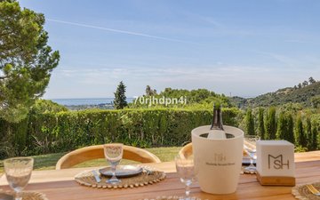 Property slide 85