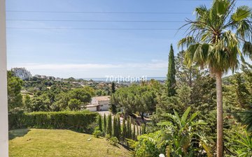 Property slide 86