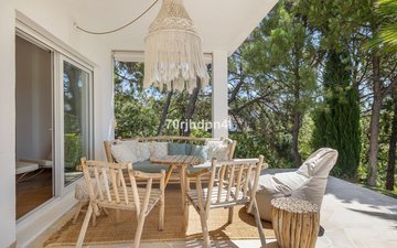 Property slide 92