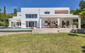 Property slide 95