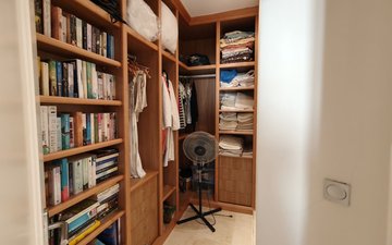 Property slide 21