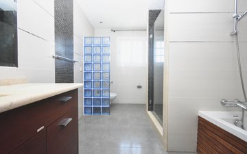 Property slide 29