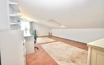 Property slide 46