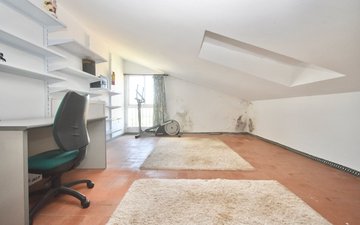 Property slide 47