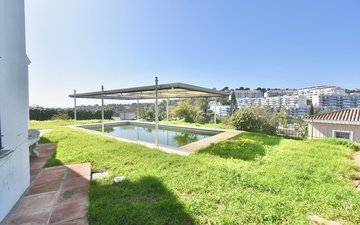 Property slide 9