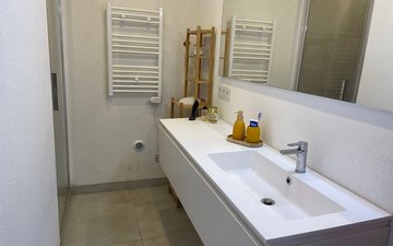 Property slide 20