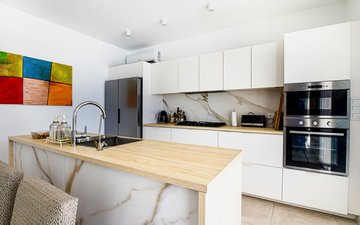Property slide 43