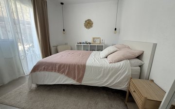Property slide 7