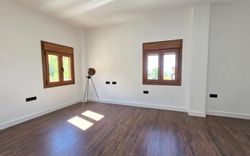 Property slide 39
