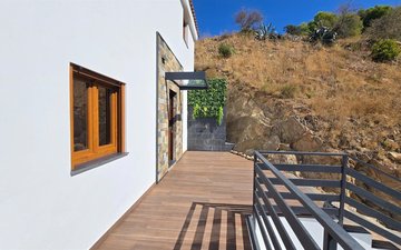 Property slide 46